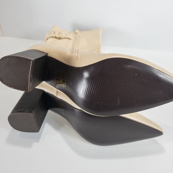 Journee Collection Wilo Boots Bone -7 - Picture 8 of 9